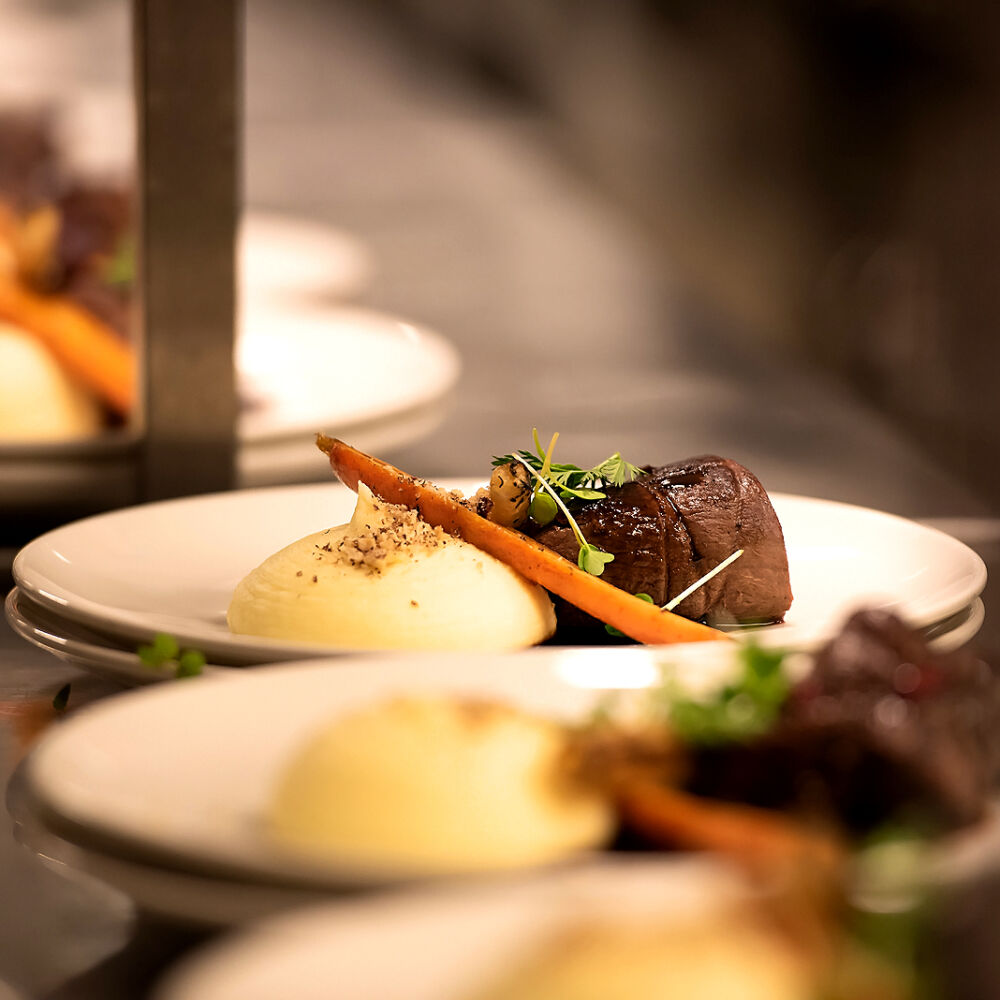 Varmrätt på restaurangen på Hotel Von Kraemer